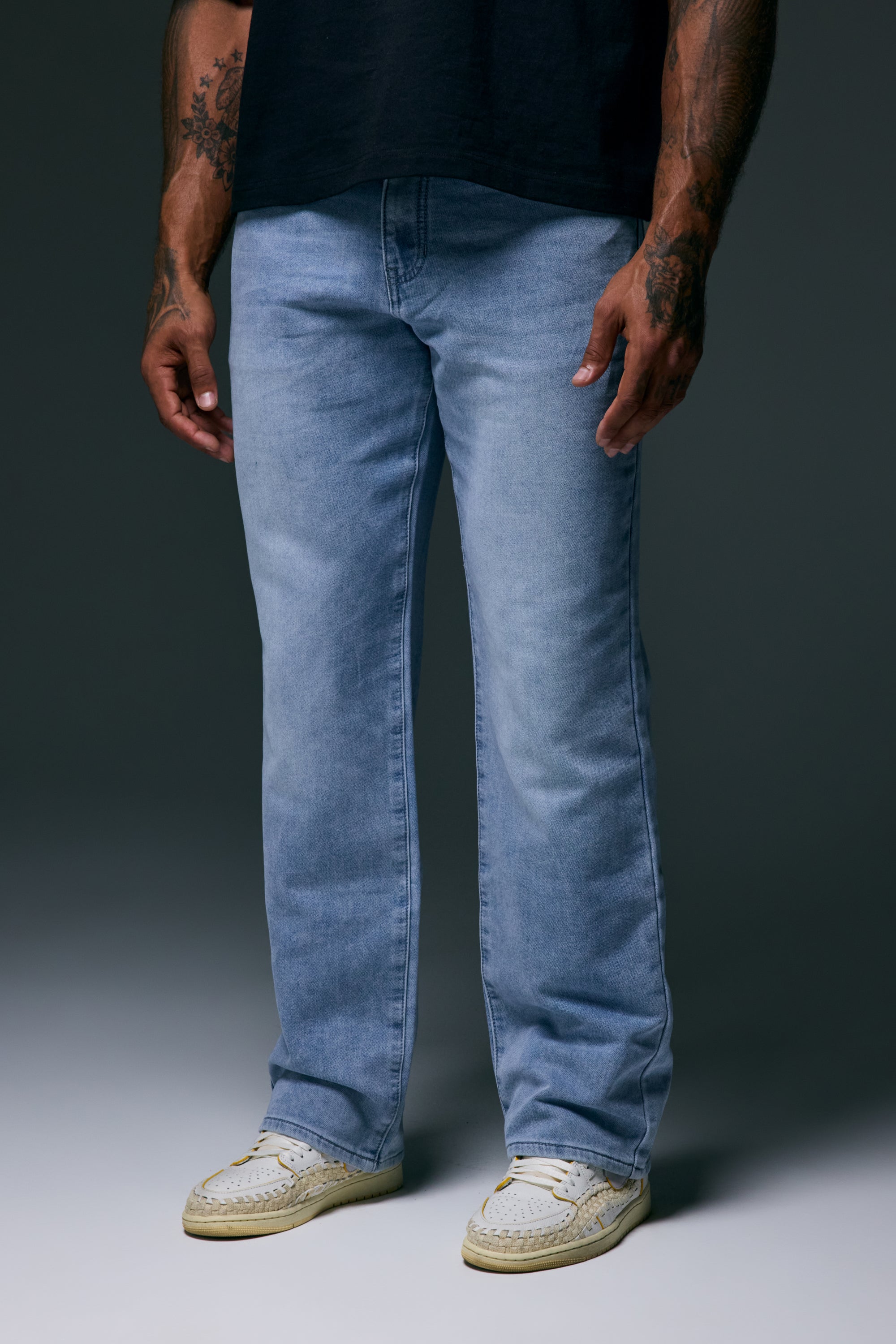 Straight Leg Jean - Light Blue