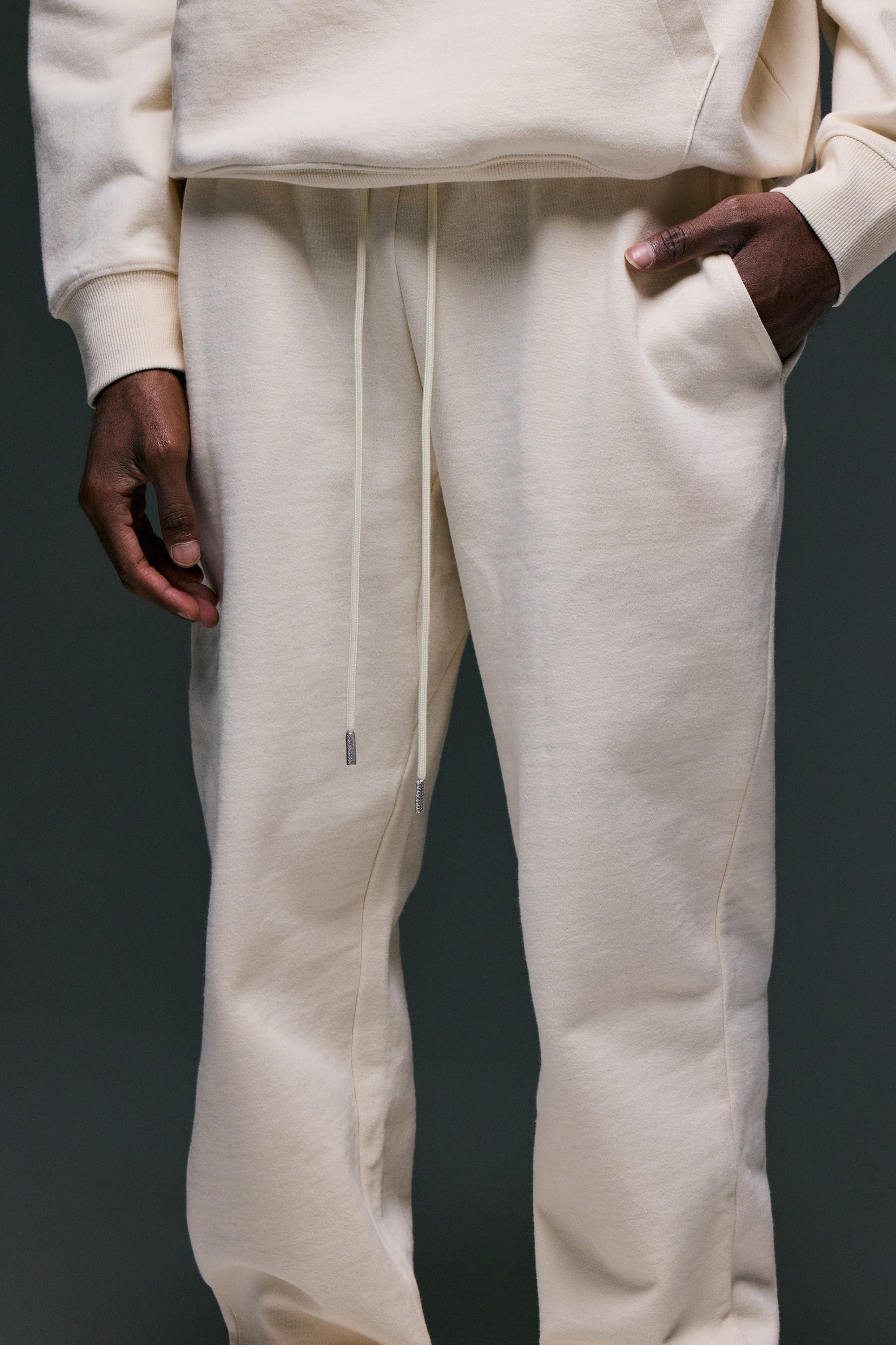 Fate Heavyweight Fleece Jogger - Cream